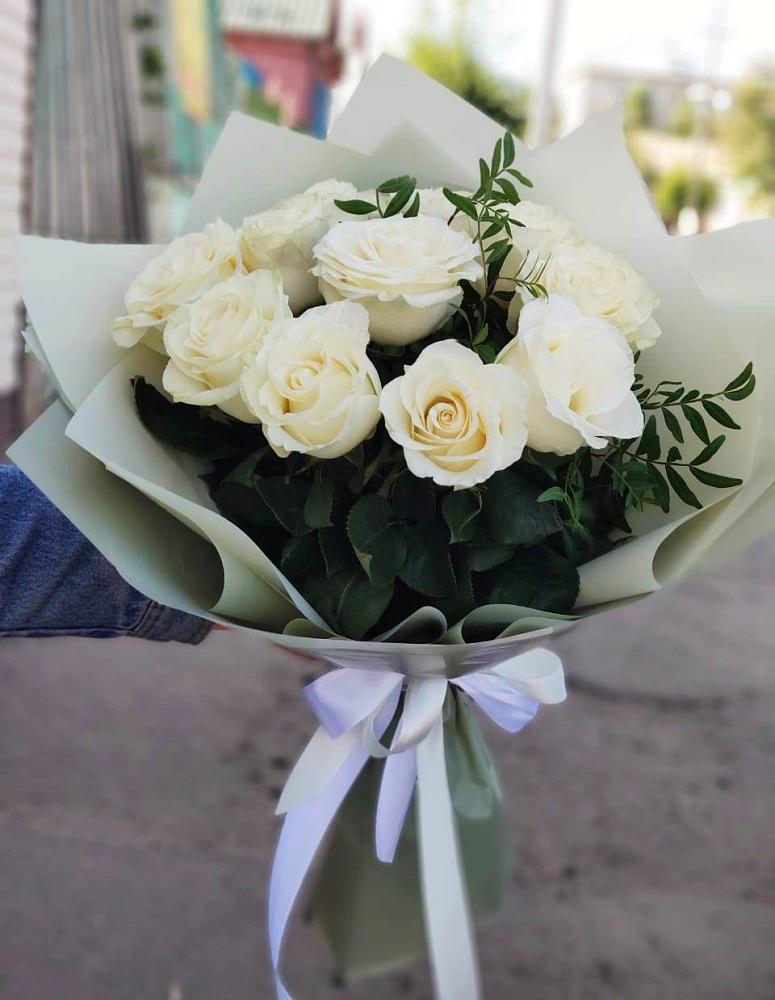Букет Белые розы Проуд в Морозовске