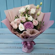 Букет цветов из:  Розы и Лизиантусы в Морозовске