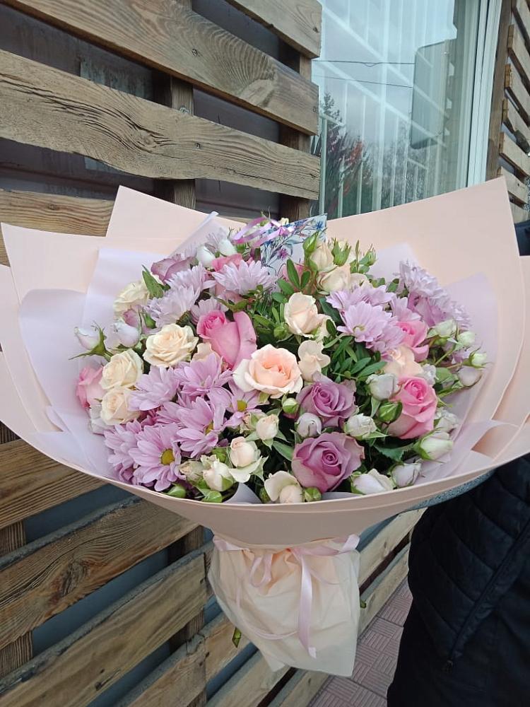 Букет цветов из: Розы и Хризантемы в Морозовске