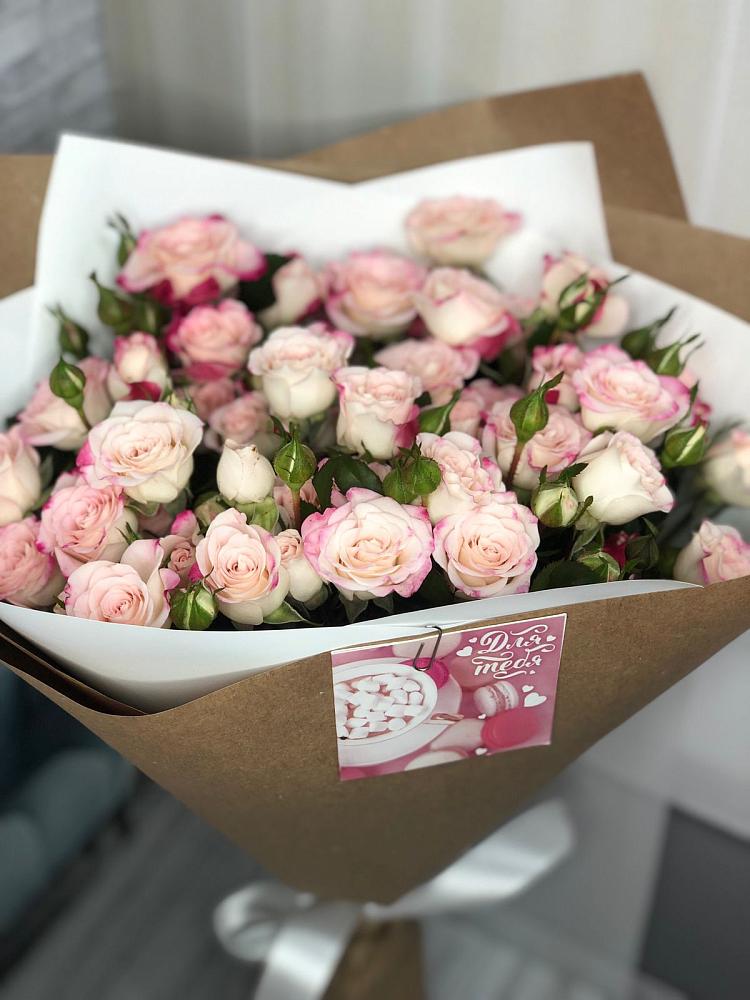 Букет цветов из: Розы в Морозовске