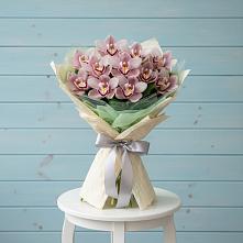 Букет цветов из:  Орхидеи и Розы в Морозовске