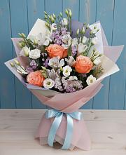 Букет цветов из:  Лизиантусы, Розы, Альстромерии и Гипсофила #REPLACE_PRED# Морозовске