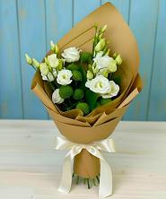 Букет цветов из:  Хризантемы и Лизиантусы в Морозовске