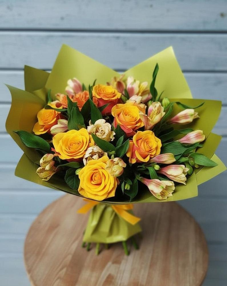 Букет цветов из: Альстромерии и Розы в Морозовске
