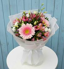 Букет цветов из:  Герберы, Альстромерии и Лизиантусы #REPLACE_PRED# Морозовске