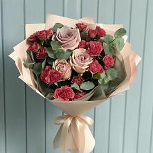 Букет цветов из:  Гвоздики и Розы в Морозовске