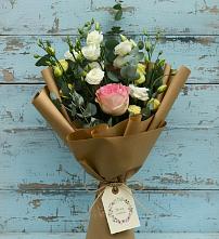 Букет цветов из:  Розы и Лизиантусы в Морозовске